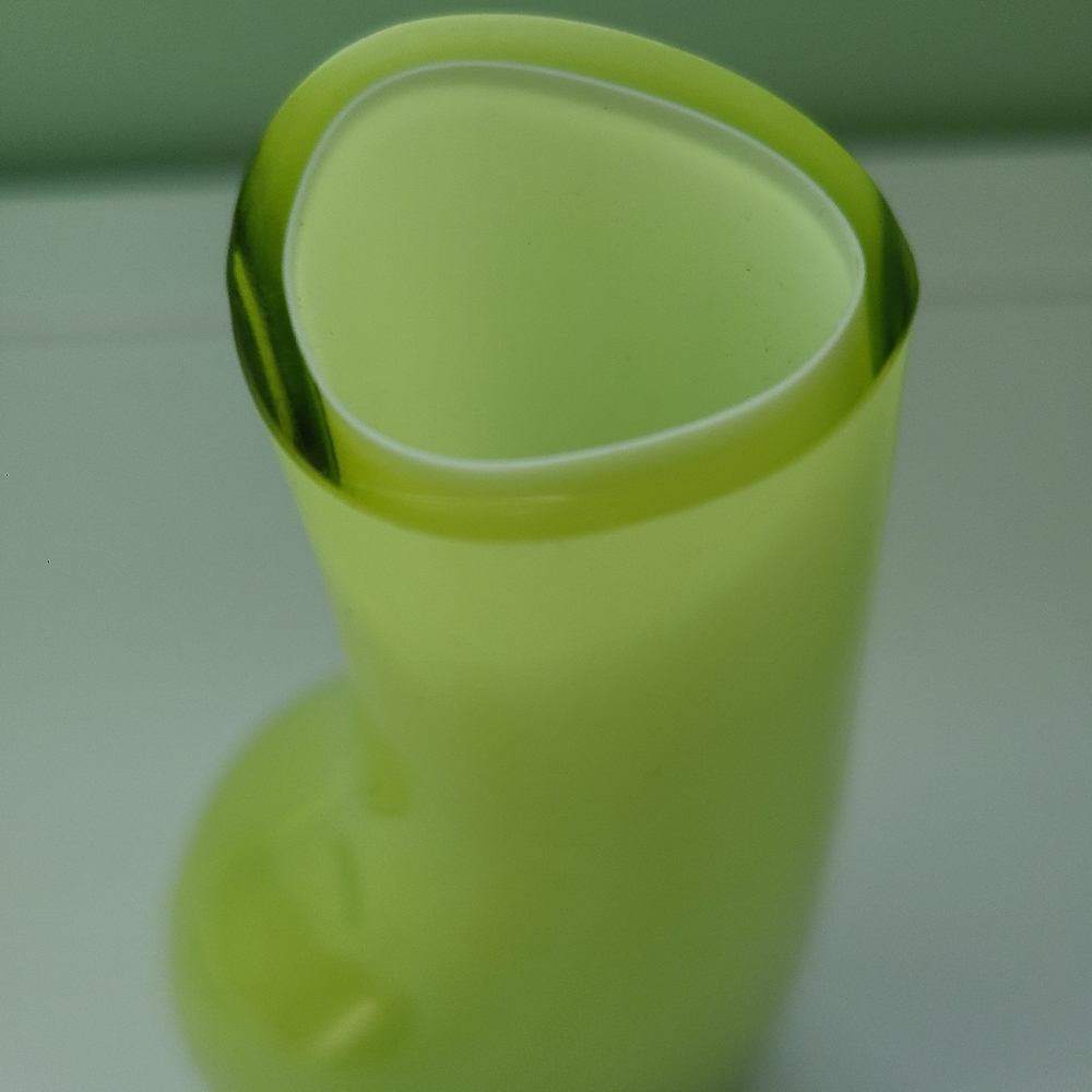 Vintage IKEA Okkso Asymmetrical Lime Green Encased Glass Bud Vase - Picture 5 of 6